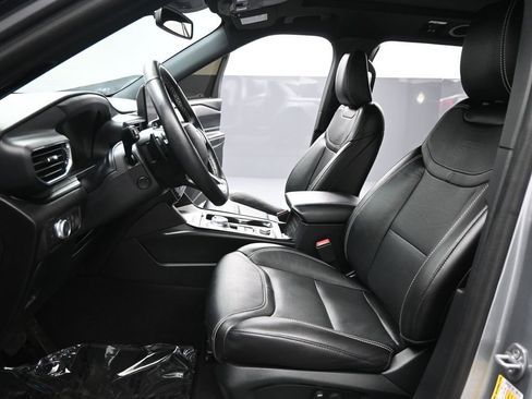 Certified 2022 Ford Explorer ST w/ Equipment Group 401A image 10