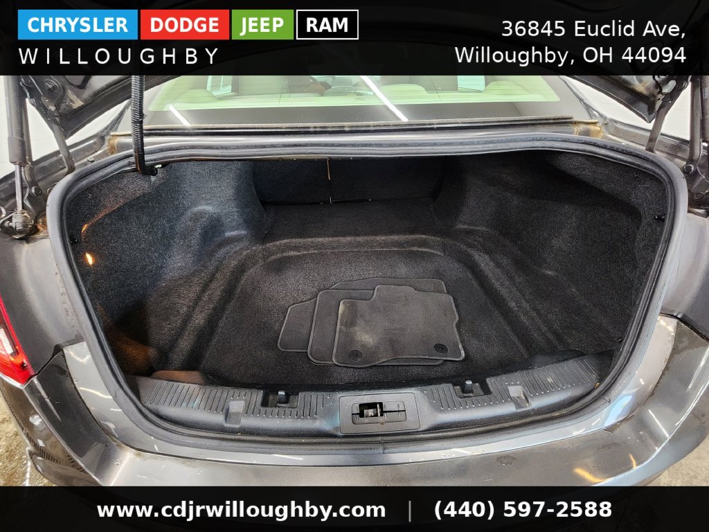Used 2017 Ford Taurus SE FWD image 30