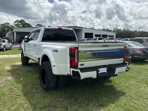 Used 2024 Ford F350 Platinum AWD/4WD image 5