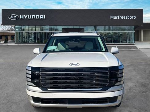 New 2026 Hyundai Palisade Calligraphy FWD image 2