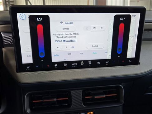 New 2025 Ford Maverick Lariat w/ 4K Tow Package image 15