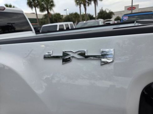 Used 2026 GMC Sierra 2500 Pro w/ Convenience Package AWD/4WD image 11