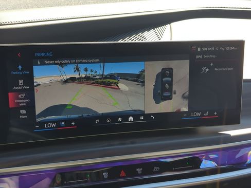 Used 2024 BMW i7 M70 w/ Executive Package image 28