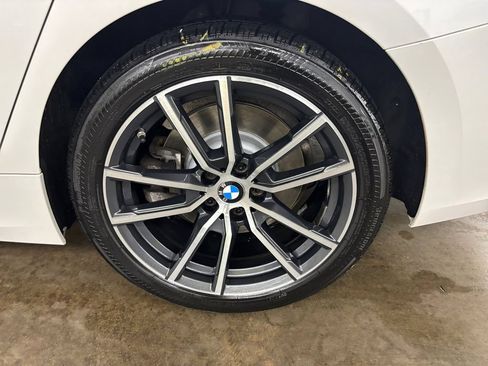 Used 2021 BMW 330i xDrive Sedan w/ Premium Package AWD/4WD image 37