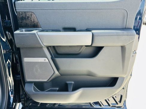 New 2025 Ford F250 Lariat w/ Black Appearance Package image 33
