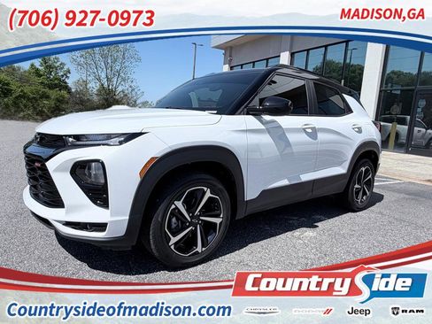 Used 2023 Chevrolet TrailBlazer RS w/ Sun and Liftgate Package AWD/4WD image 1