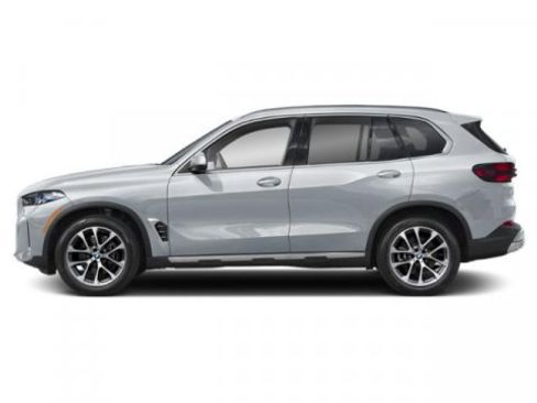 New 2026 BMW X5 xDrive40i w/ M Sport Package image 3