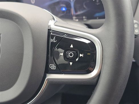 Used 2023 Volvo XC90 T8 Ultimate image 19