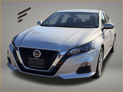 Used 2022 Nissan Altima 2.5 S w/ Driver Assist Package image 1