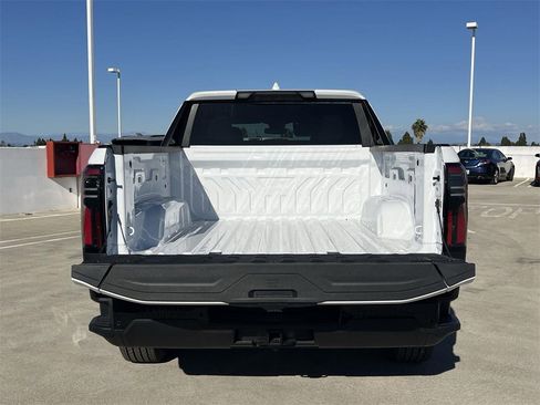 New 2026 GMC Sierra EV Elevation image 27