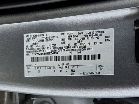 Certified 2022 Ford F250 Lariat w/ Chrome Package image 32