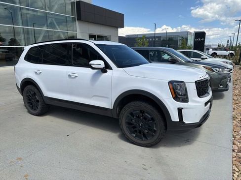 Certified 2022 Kia Telluride SX w/ SX Prestige Package AWD/4WD image 2
