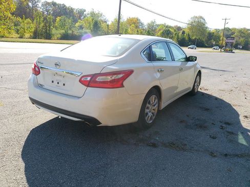 Used 2017 Nissan Altima 2.5 S w/ Power Driver Seat Package image 8