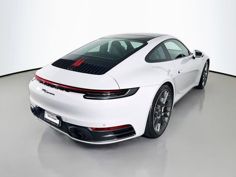 Certified 2024 Porsche 911 Carrera image 9