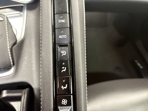 Used 2021 Chevrolet Corvette Stingray Coupe w/ Battery Protection Package RWD image 17
