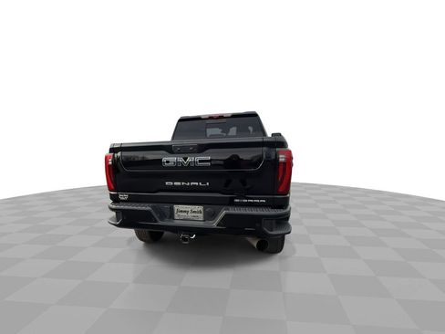 Certified 2025 GMC Sierra 2500 Denali Ultimate w/ Max Trailering Package image 8