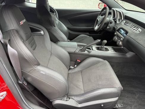 Used 2014 Chevrolet Camaro Z/28 RWD image 20