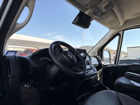 Used 2023 RAM ProMaster 2500 w/ Premium Convenience Group (B) image 7
