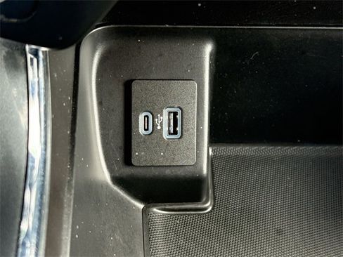 Used 2022 Ford F150 XLT w/ Equipment Group 302A High image 36