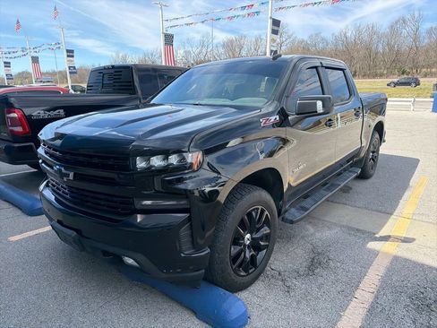 Used 2019 Chevrolet Silverado 1500 RST image 1