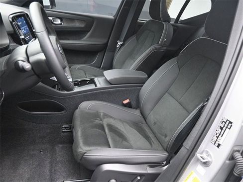 Certified 2024 Volvo XC40 Recharge Plus w/ Protection Package Premier image 18