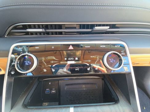 Used 2023 Genesis GV80 2.5T w/ Advanced Package image 24