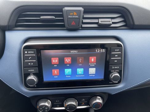 New 2025 Nissan Versa SV w/ Trunk Package image 10