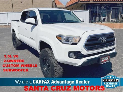 Used 2017 Toyota Tacoma SR5 AWD/4WD image 1