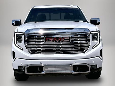 Certified 2024 GMC Sierra 1500 Denali w/ Technology Package AWD/4WD image 2