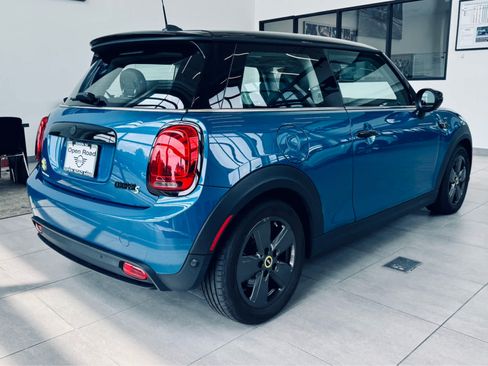 Used 2024 MINI Cooper SE FWD image 6