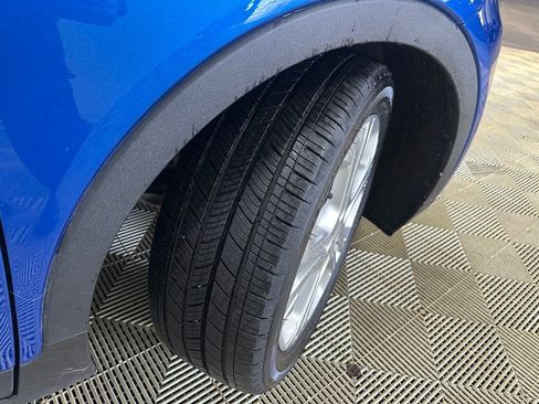 Used 2017 Chevrolet Bolt LT image 27