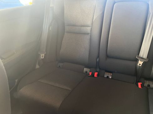 Used 2025 Nissan Rogue SV image 39