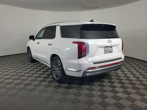 Used 2024 Hyundai Palisade Calligraphy image 6