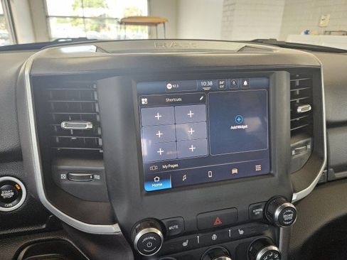 Used 2023 RAM 1500 Big Horn AWD/4WD image 22