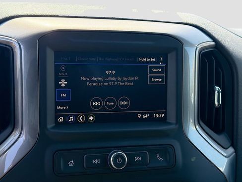 Used 2025 Chevrolet Silverado 1500 Custom Trail Boss w/ LPO, Dark Essentials Package image 14