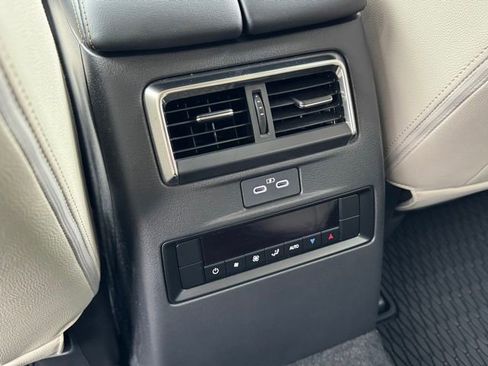 Used 2025 MAZDA CX-90 Plug-In Hybrid w/Premium Sport image 22