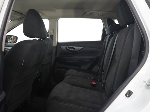Used 2014 Nissan Rogue S FWD image 14
