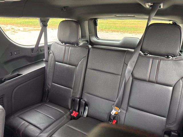 Used 2023 Chevrolet Suburban RST w/ Sport Performance Package AWD/4WD image 26