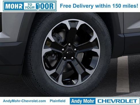New 2026 Chevrolet Equinox LT w/ Safety and Technology Package FWD image 11