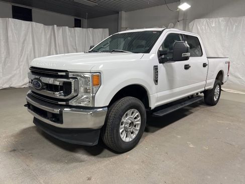 Used 2022 Ford F250 XLT image 3