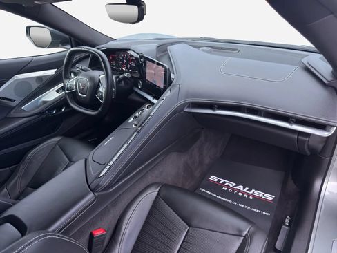 Used 2023 Chevrolet Corvette Stingray Preferred Cpe w/ Z51 Performance Package RWD image 30
