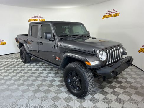 Used 2021 Jeep Gladiator Overland w/ Popular Equipment Package AWD/4WD image 8
