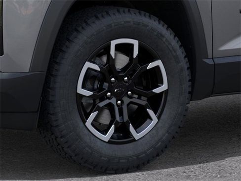 New 2026 Chevrolet Equinox ACTIV image 9