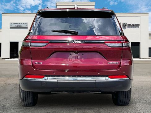 Certified 2023 Jeep Grand Cherokee Limited AWD/4WD image 4