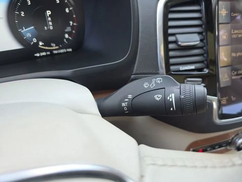 Used 2016 Volvo XC90 T6 Inscription w/ Vision Package image 23