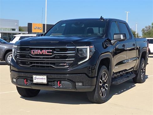 Used 2023 GMC Sierra 1500 AT4 w/ AT4 Preferred Package image 3