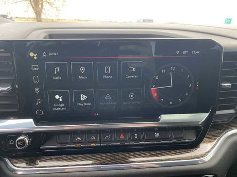 Used 2024 GMC Sierra 1500 Elevation image 13