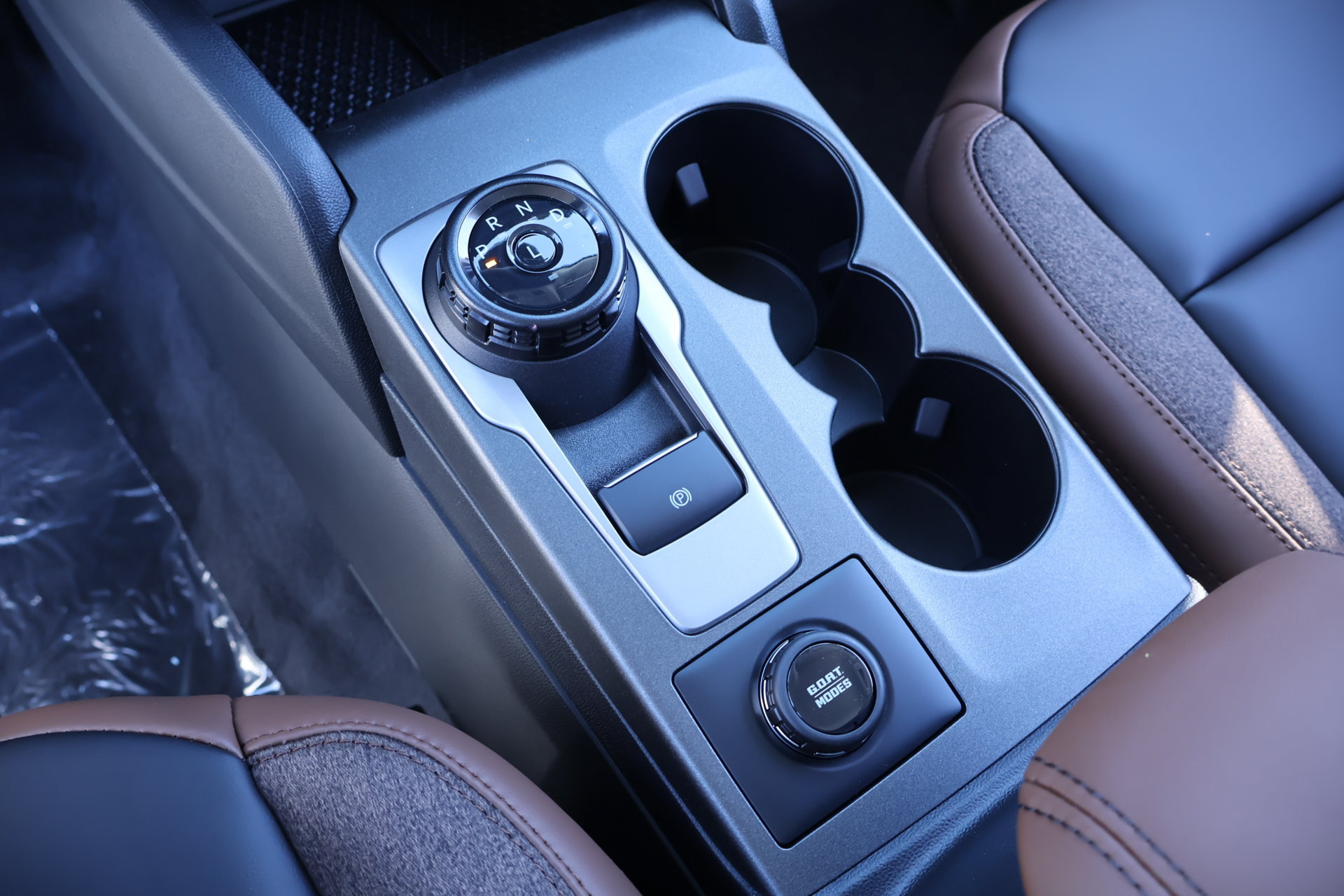 New 2026 Ford Bronco Sport Outer Banks w/ Outer Banks Tech Package+ AWD/4WD image 9