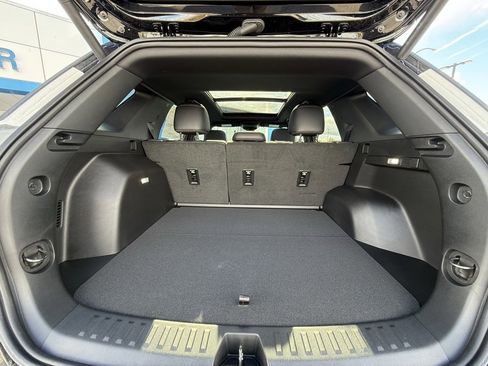 New 2026 GMC Terrain AT4 w/ Convenience Package III image 6