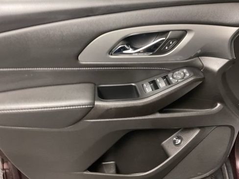 Certified 2023 Chevrolet Traverse LT AWD/4WD image 11